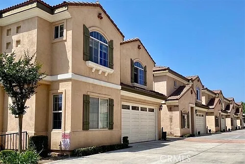 5531 Sultana Ave Photo 1