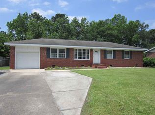 407 Oakwood Ave, Jacksonville, NC 28546