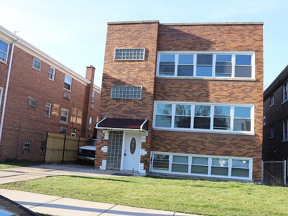 2nd image of 5126 W Gladys Ave