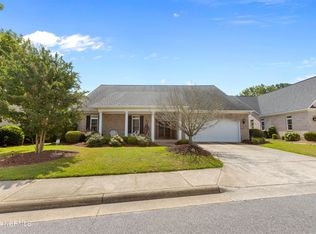 409 Raintree Dr, Greenville, NC 27834