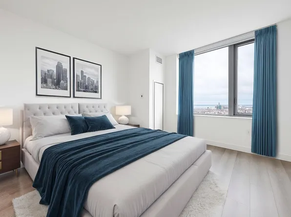 1524 Sheepshead Bay Road image 2 of 22