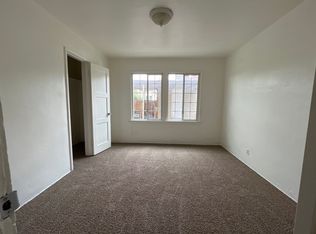 1307 Shasta Dr UNIT 1/2, Bakersfield, CA 93308