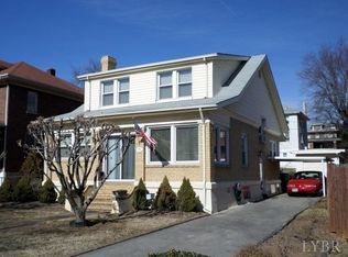 3011 Melrose Ave NW, Roanoke, VA 24017