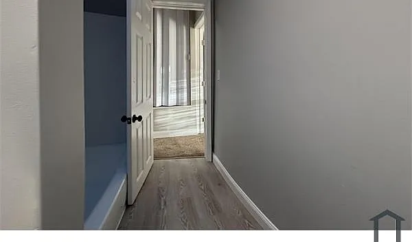 2527 S Felton St — Photo 2