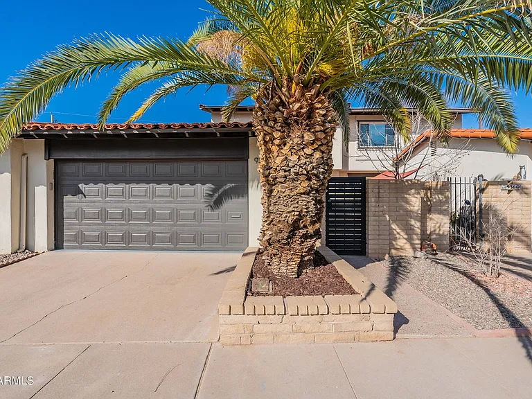 938 W Mission Ln — Photo 38