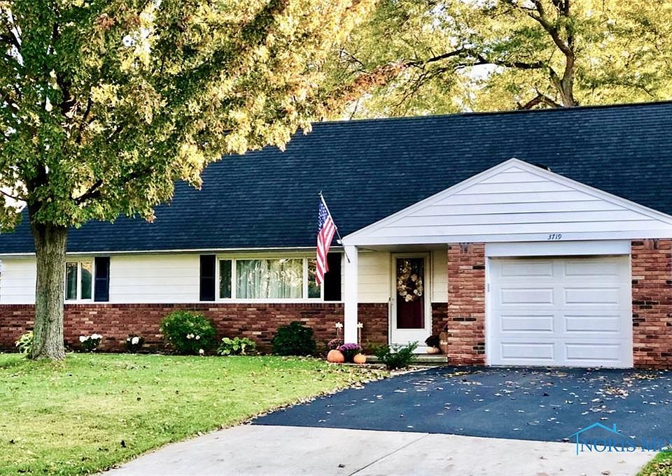 1st image of 3719 Lynbrook Dr