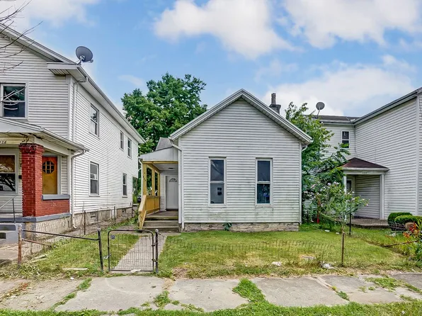 424 Bantz Ct, Dayton, OH 45403