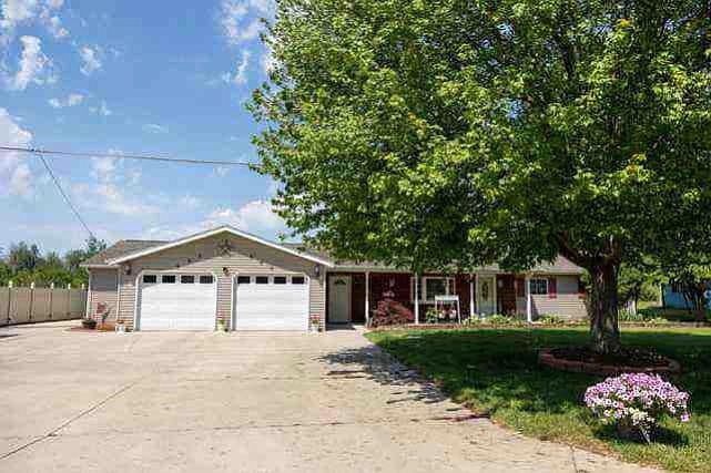 1st image of 1910 Waterview Way