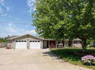 1910 Waterview Way, Crystal, MI 48818