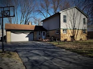 1529 N Dukane Way, Indianapolis, IN 46214
