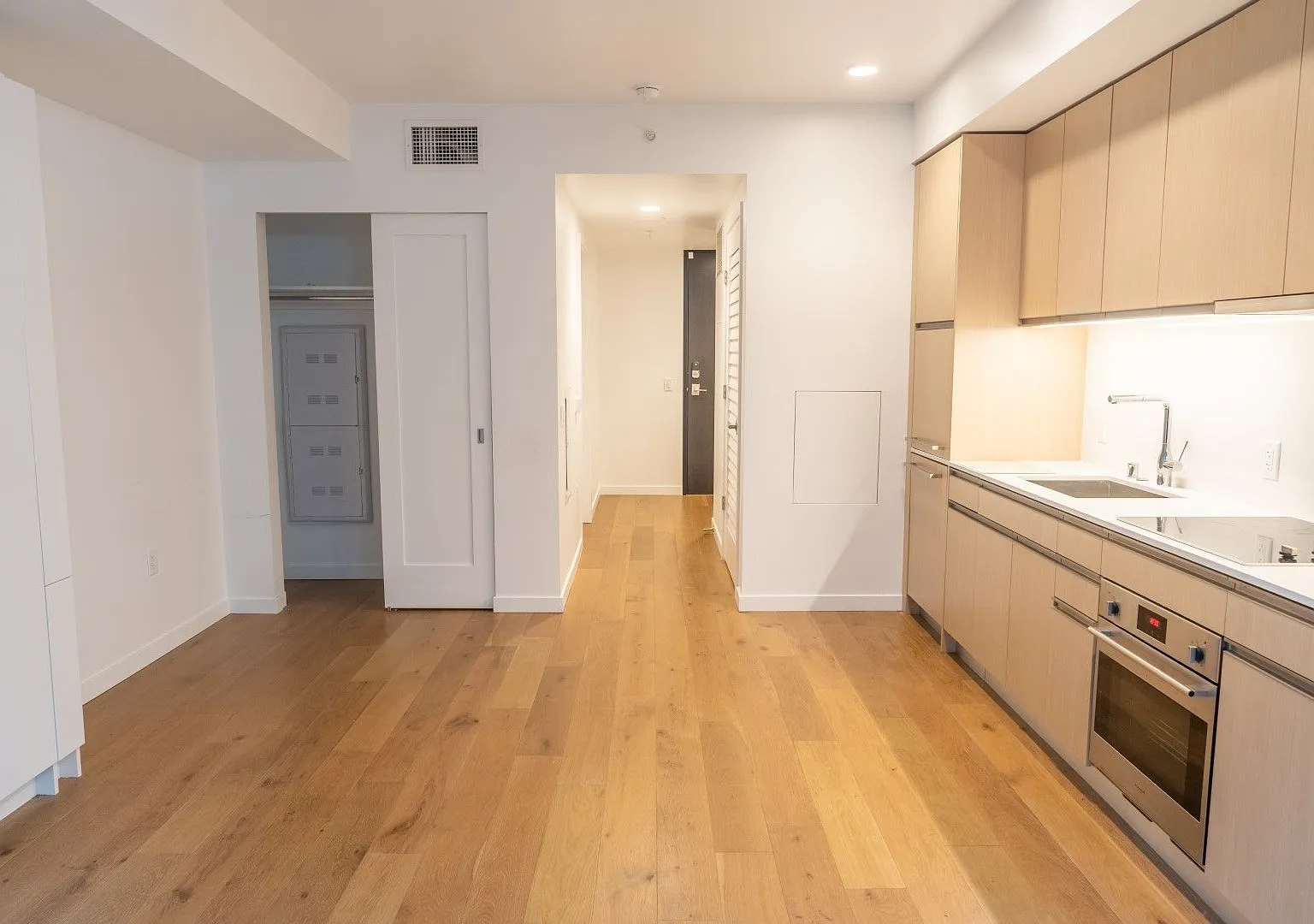 0bd/1ba Seattle Condo — Photo 3