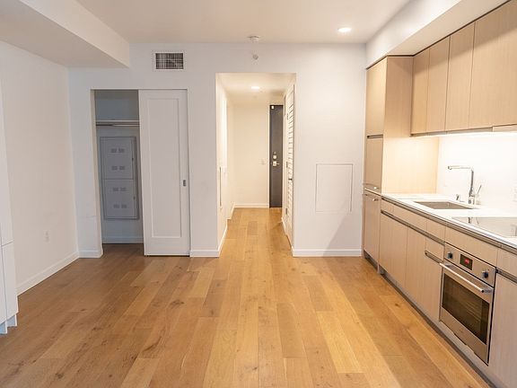 3rd image of 1808 Minor Ave #1109