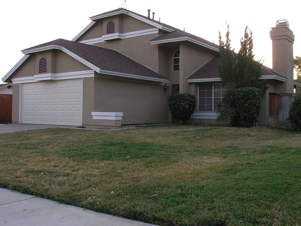 1st image of 12940 Foxwood Dr
