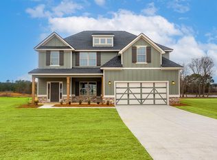 28 Sugar Maple Dr, Fort Mitchell, AL 36856