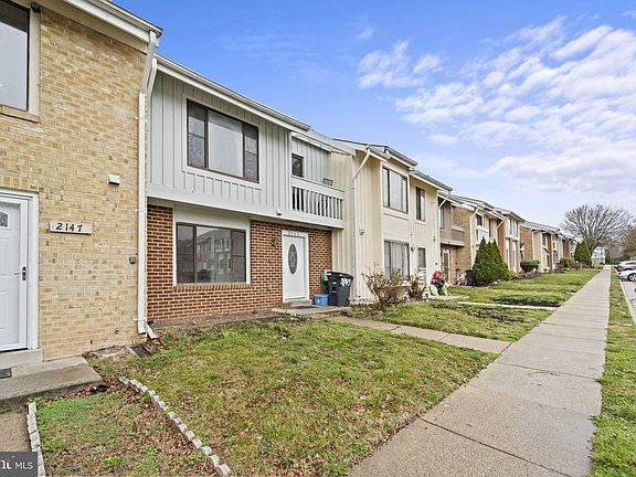 3rd image of 2145 Oram Pl
