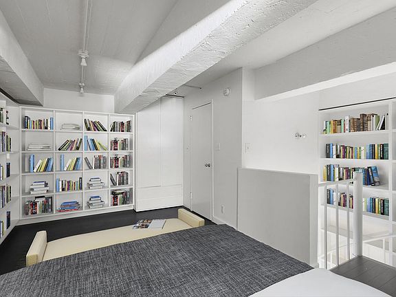 5th image of 354 Broome St APT 6E