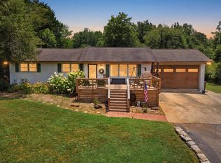 125 Windsor Dr, Cornelia, GA 30531