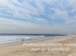 25 Malone Ave, East Atlantic Beach, NY 11561