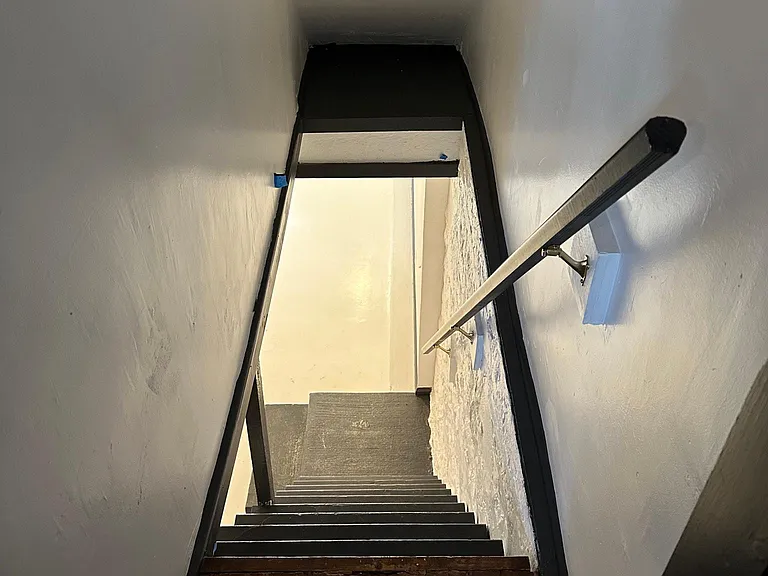 139 N Linwood Ave — Photo 24