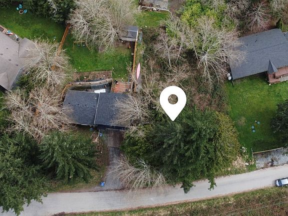 2nd image of 340 Ridgeway Place