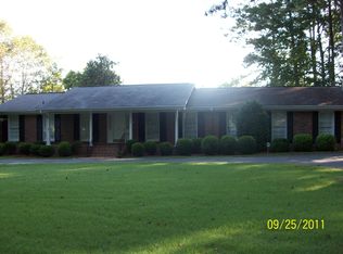 107 W Lakeshore Dr, Carrollton, GA