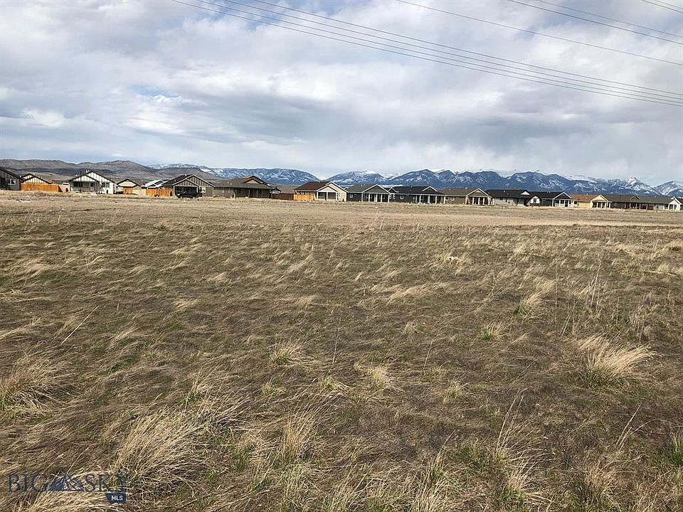 1st image of Centennial Village Dr