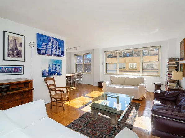 415 East 52nd Street image 1 of 11