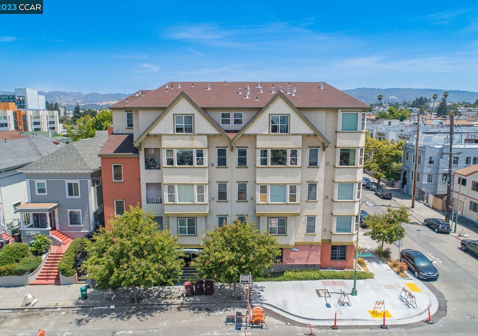 252 International Blvd APT 303, Oakland, CA 94606 Zillow