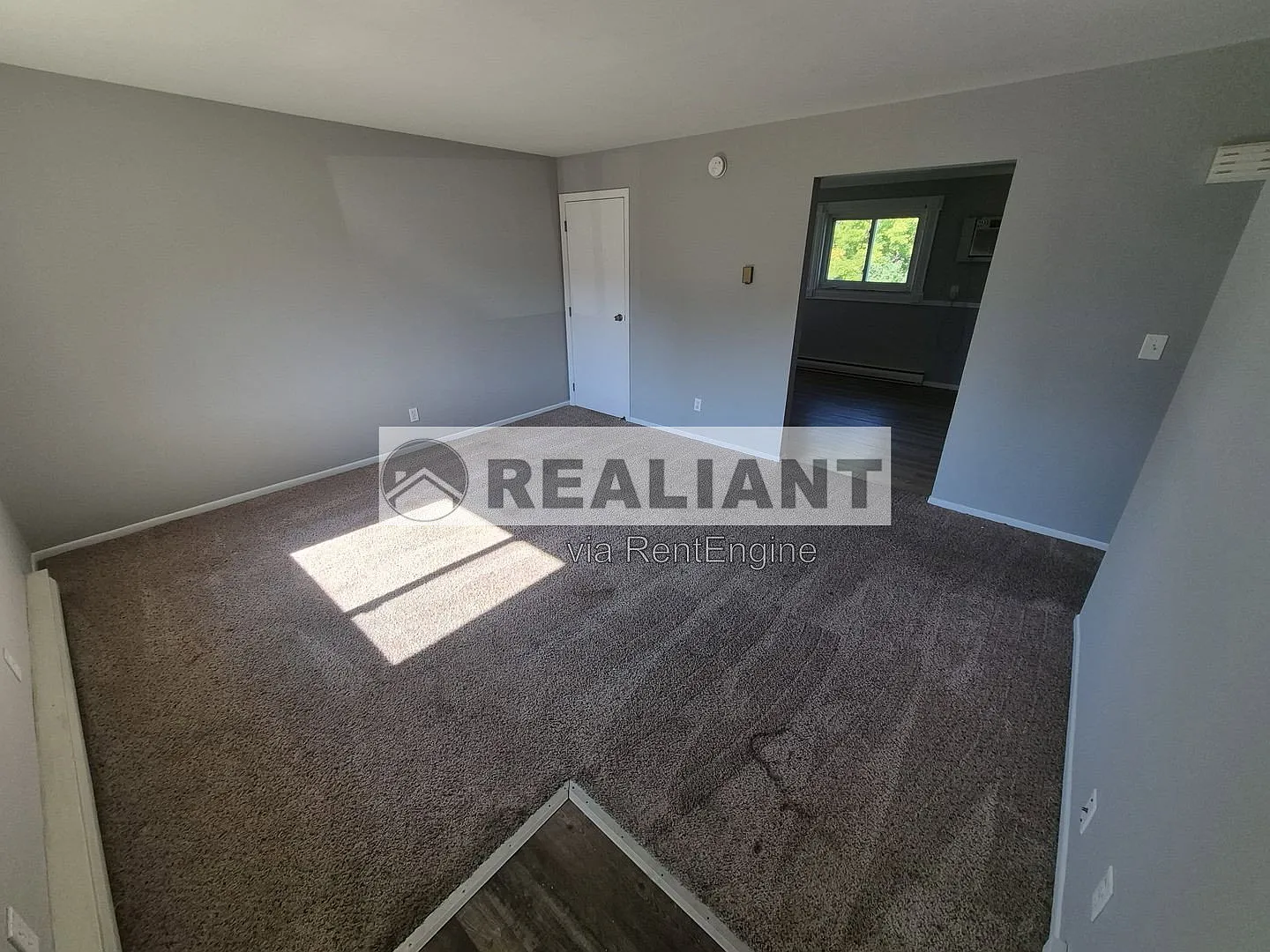 4 bed, 2.0 bath, $2,195 — Photo 3
