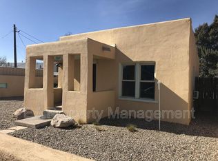 1209 7th St NW, Albuquerque, NM 87102