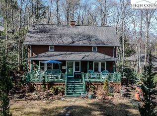 201 Country Club Ln, Blowing Rock, NC 28605