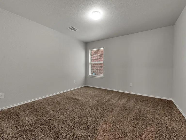 2415 Anton Dr — Photo 14