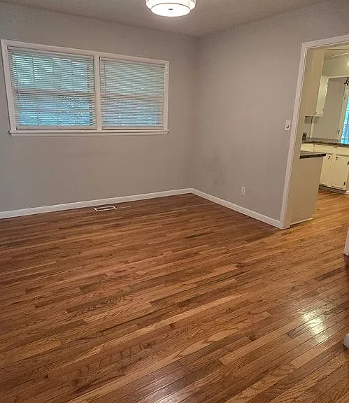 2902 Highbrook Ct — Photo 6