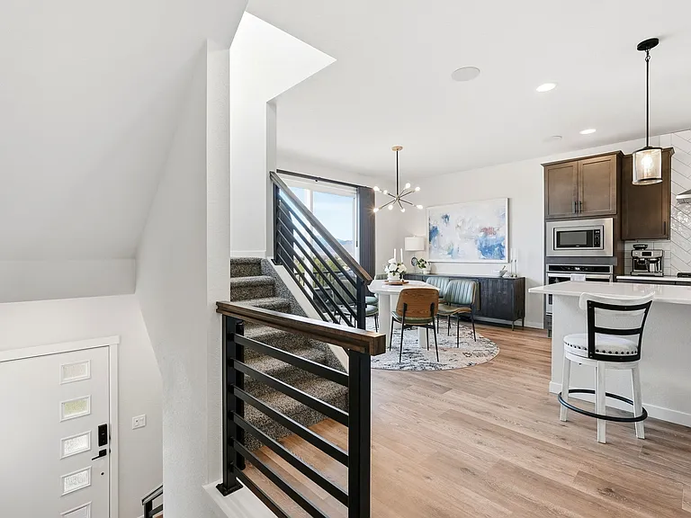 4127 Parkwood Trl — Photo 3