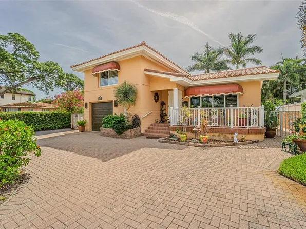 243 Snell Isle Blvd NE, Saint Petersburg, FL 33704