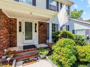 16 Birdseye Cir, Wayne, NJ 07470