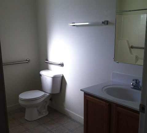 5th image of 312 Pinson Street