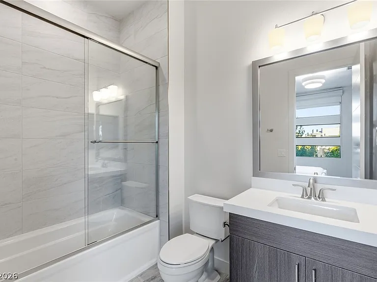 75 Pristine Glen St — Photo 38