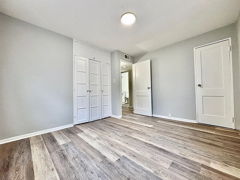 1513 Wilber St — Photo 10
