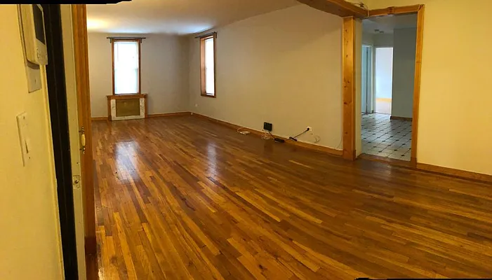 Rented by Prime Realty | media 8