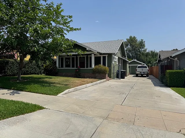 4447 10th St — Photo 1
