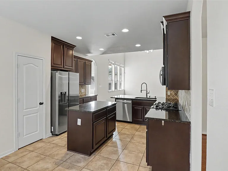 99 Sagamore Ridge Pl — Photo 25