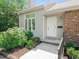 2514 Boston Post Rd UNIT R10, Guilford, CT 06437