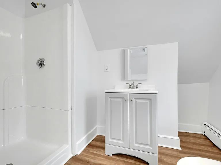 20 Hanover St #3 — Photo 8