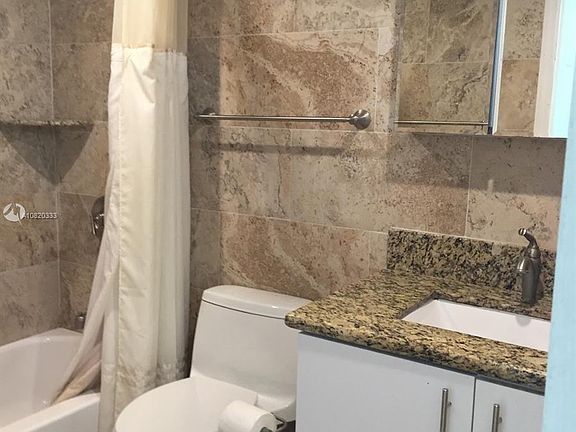 3rd image of 18100 Atlantic Blvd APT 509