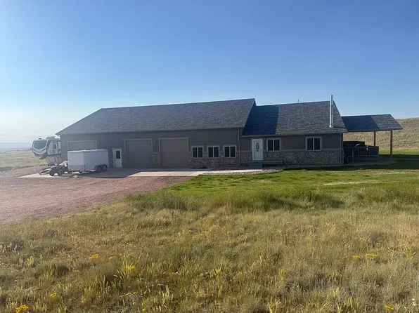 3 Deuce Ln, Tie Siding, WY 82084