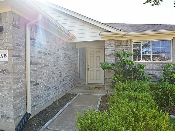 5th image of 19719 Brisbane Meadows Dr