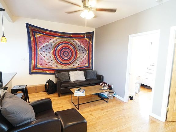 5th image of 132 17th St #1A