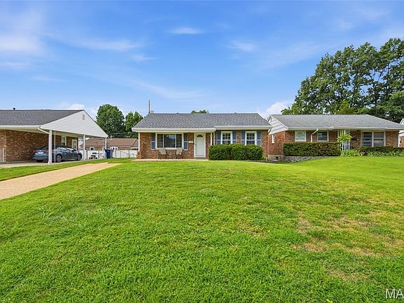 3rd image of 3838 Rainor Ct