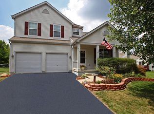 2181 Dry Ridge Ct, Grove City, OH 43123